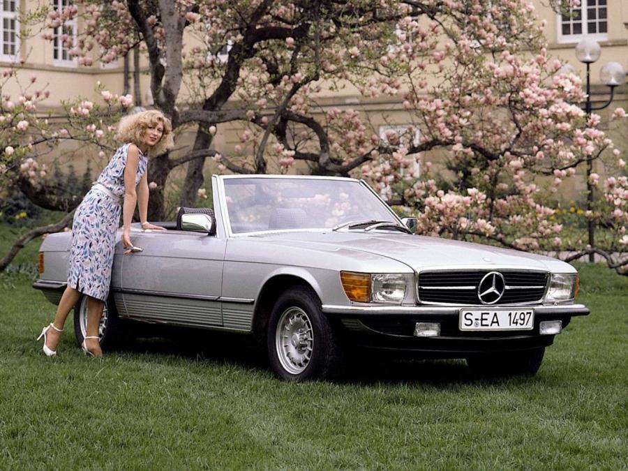  Mercedes-Benz 380 SL 1980 года  (фото 4 из 9)